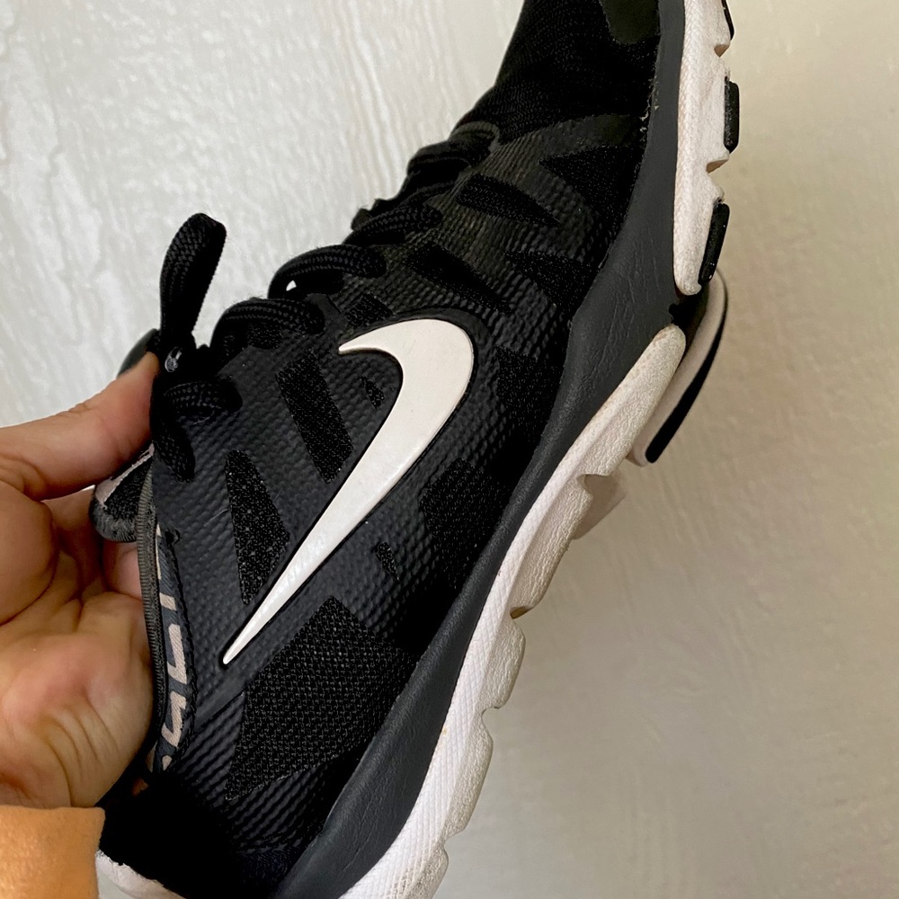 Nike tennishoes